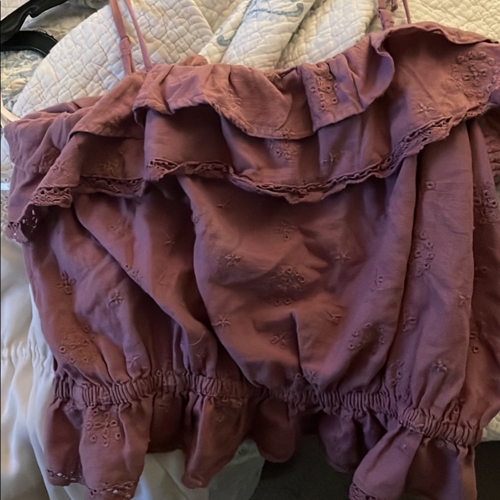 Cropped tank ruffle fro aeo